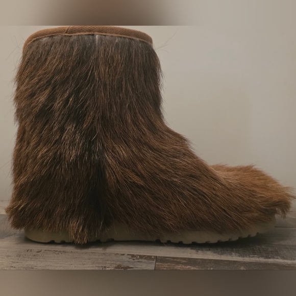 Mou Brown and Tan Fur Boots - Picture 3 of 8